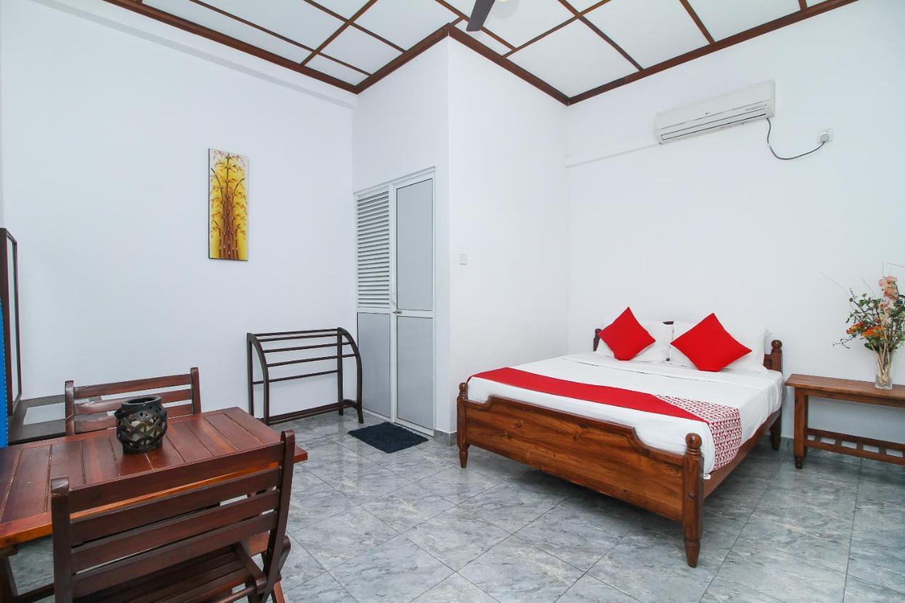 Leo'S Home Stay Dehiwala-Mount Lavinia Exterior foto