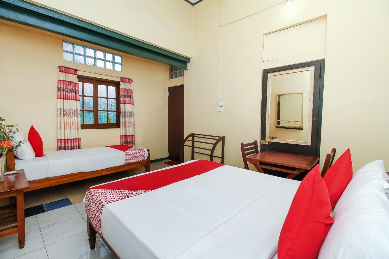 Leo'S Home Stay Dehiwala-Mount Lavinia Exterior foto