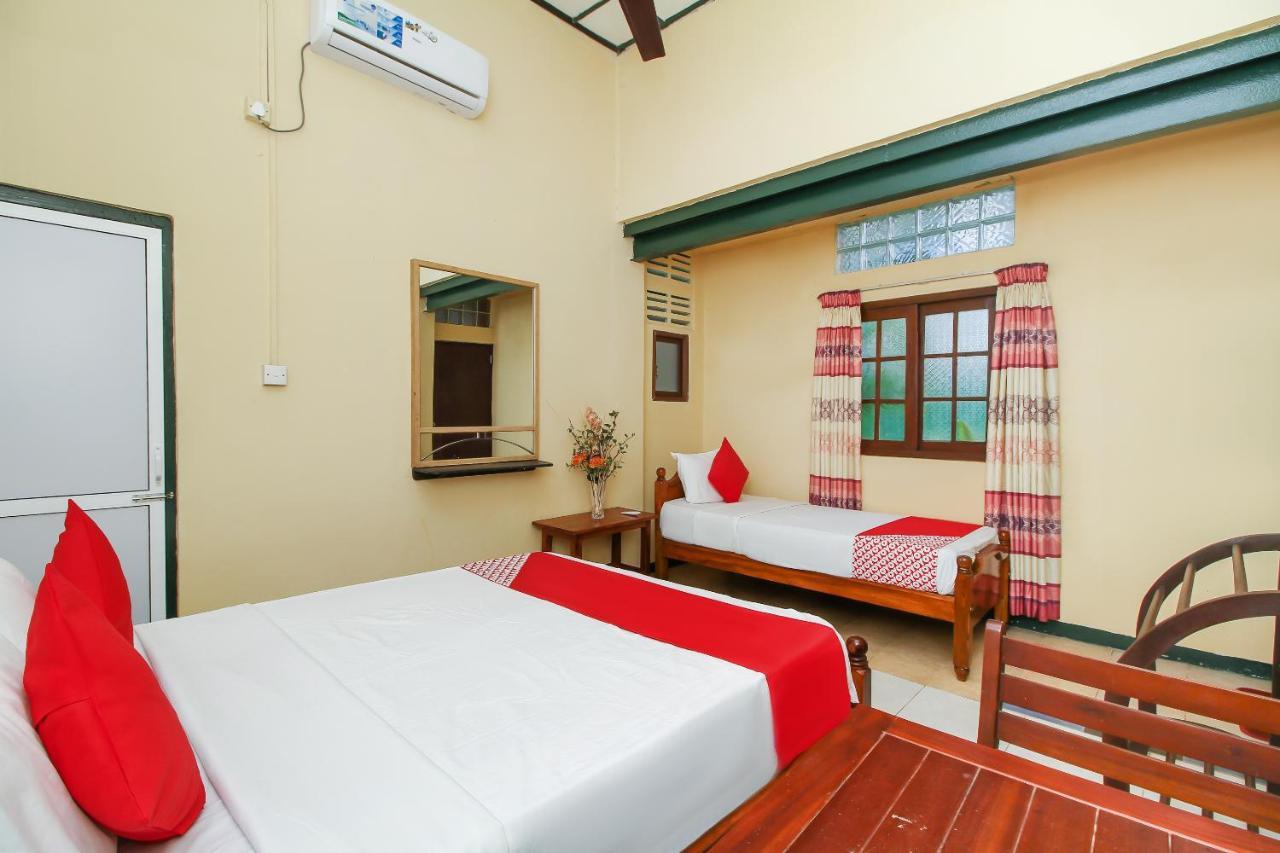 Leo'S Home Stay Dehiwala-Mount Lavinia Exterior foto